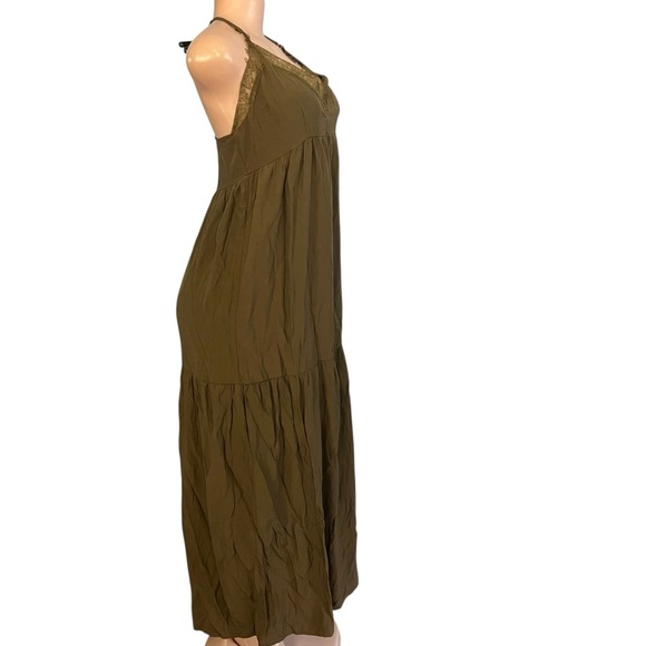 Lovestitch Elegant Olive Green Lace Maxi Dress - Picture 4 of 11